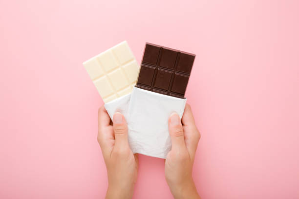 White Chocolate vs. Dark Chocolate Wax: The Contrast